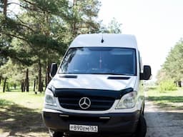 bus photo https://rest.gobus.online/static/terminal/buses/138/138_0.jpg